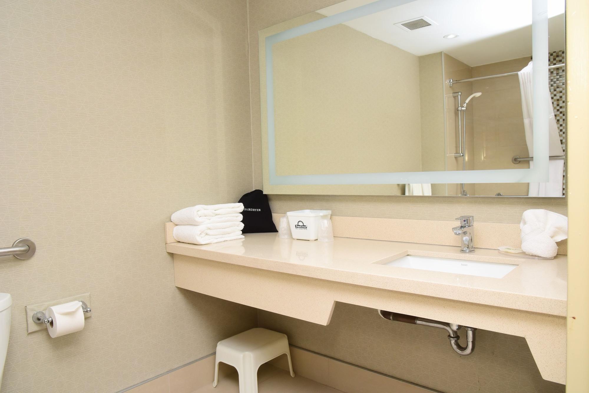 Days By Wyndham Hotel 3*